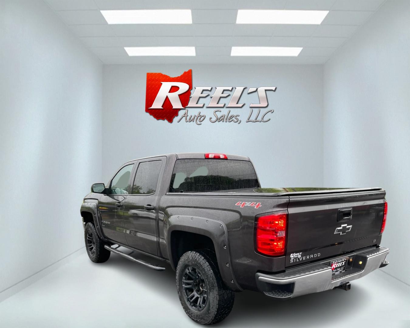 2014 Gray /Black Chevrolet Silverado 1500 LT Crew Cab 4WD (3GCUKREC7EG) with an 5.3L V8 OHV 16V engine, 6-Speed Automatic transmission, located at 11115 Chardon Rd. , Chardon, OH, 44024, (440) 214-9705, 41.580246, -81.241943 - Photo#7